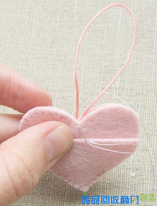 布艺爱心小挂件DIY 不织布心形便签夹制作- 