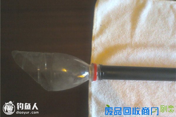 巧用饮料瓶DIY打窝器的制作方法