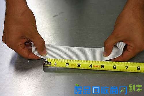 裁剪合适长度的松紧带1