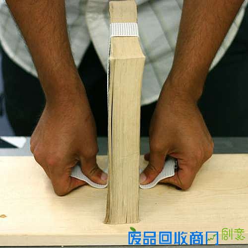 裁剪合适长度的松紧带2