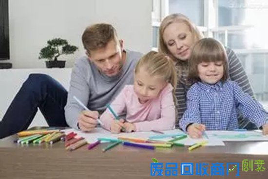 “中国式逗孩子”有多危险，看完这些你就知道