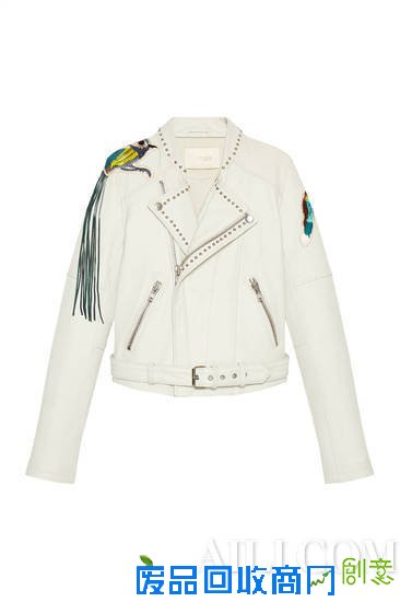 点击图片进入下一页 春夏换季穿搭教程 5种时髦单品败起来