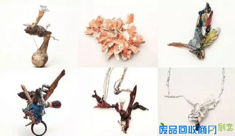 他用黄金珠宝,让动物尸体、树枝、纸张变成生动的首饰