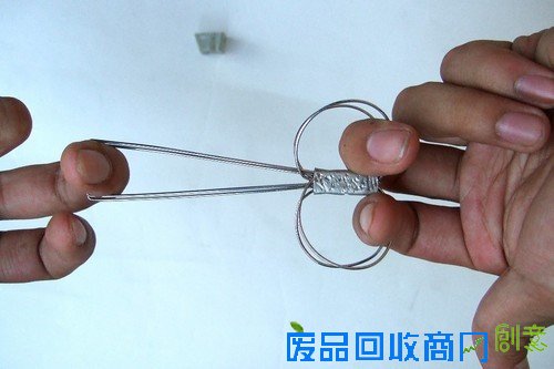 只逛不买:DIY万能拔键器 清洗键帽的好帮手 