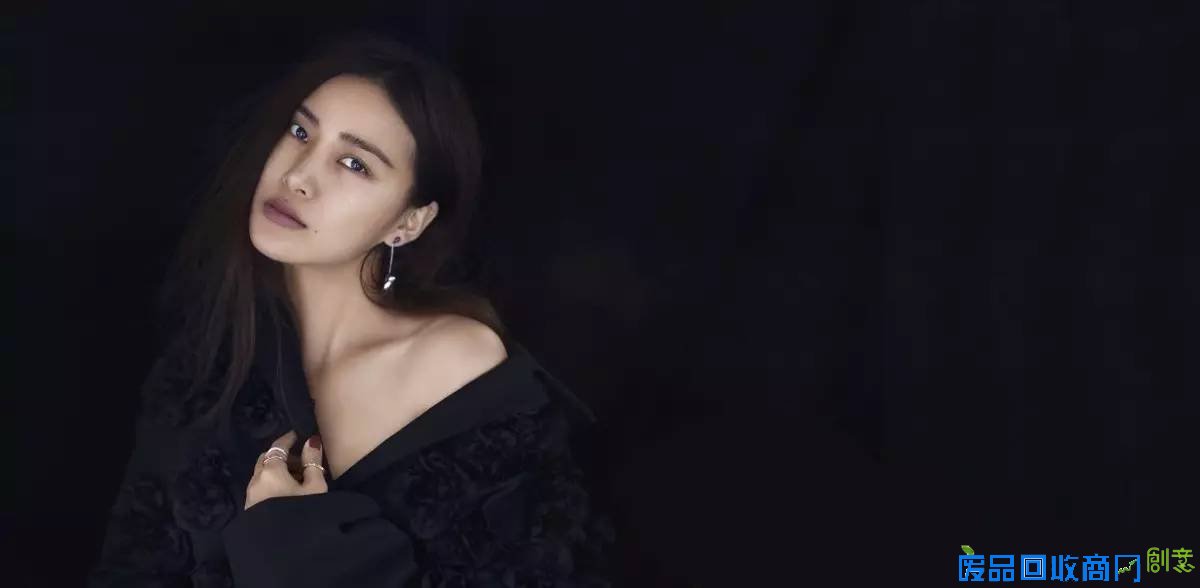 时尚圈最炙手可热的摄影师，美貌、才华和懂生活凭什么她都有！