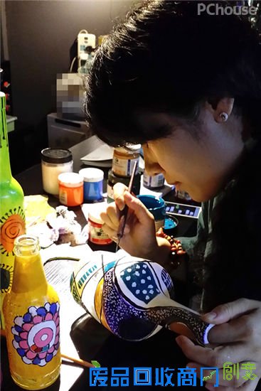 废旧瓶子大变身 创意DIY手绘花瓶