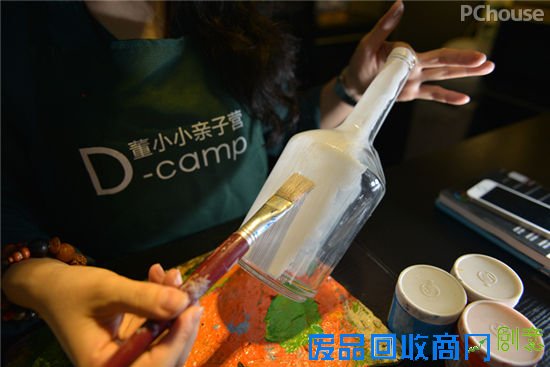 废旧瓶子大变身 创意DIY手绘花瓶