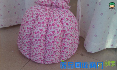 千香百合：手工布艺漂亮精美的自制猫窝的方法图解