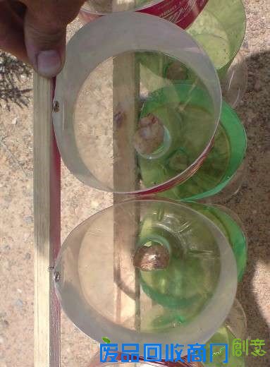 用塑料瓶制作的花盆 饮料瓶DIY创意立体花园的制作详解╭★肉丁园艺网