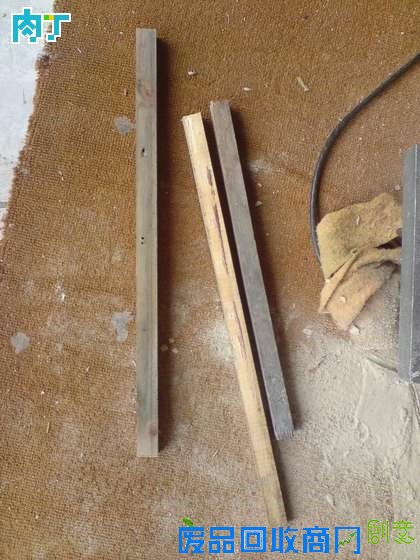 用塑料瓶制作的花盆 饮料瓶DIY创意立体花园的制作详解╭★肉丁园艺网