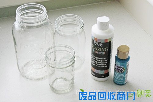 废弃的玻璃瓶手工制作成艺术品