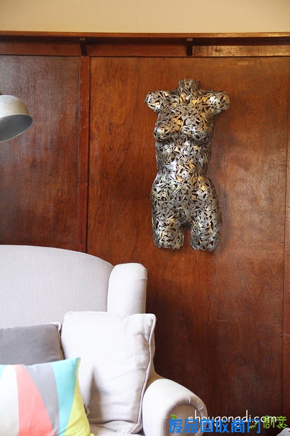 旧钥匙变废为宝DIY制作金属风手工艺品 -  