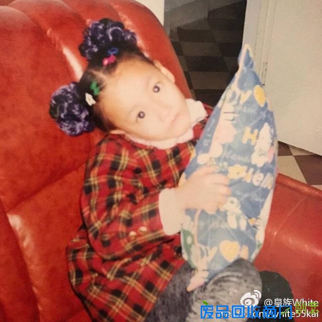 LOL:五五开晒自己和女友二十年前旧照如何从帅哥演变成三丑