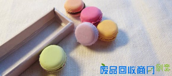 超轻粘土制作马卡龙甜点小饰品的方法图解教程