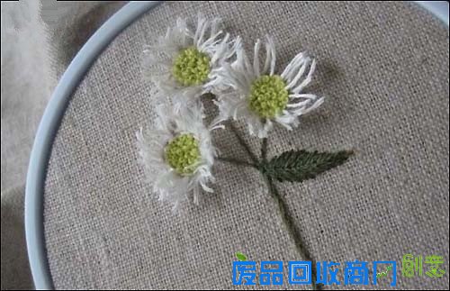 手工制作刺绣菊花的方法