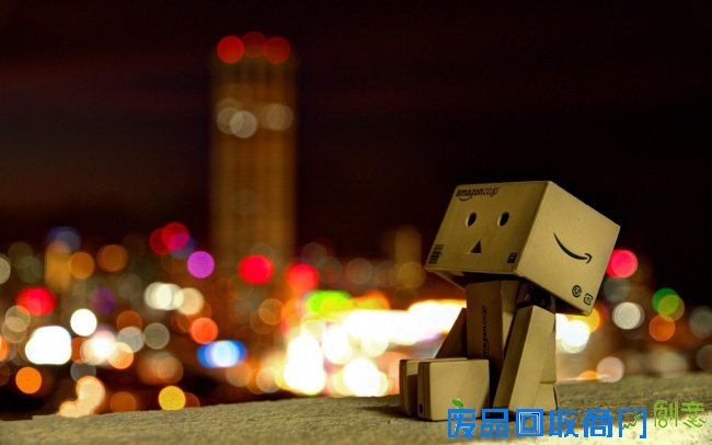  非主流伤感纸盒人图片 