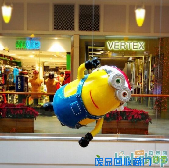 创意之惊喜：国外商场的圣诞美陈节日氛围浓郁