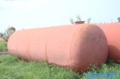 本溪火车罐收购_废铁罐回收_60立铁罐收购