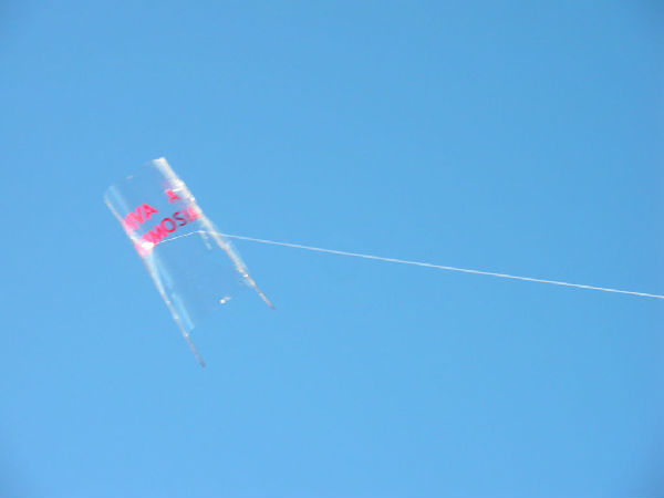 DIY雪橇透明风筝完成