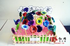 废品“变身”百件作品倡环保芷江学生DIY创意无极限