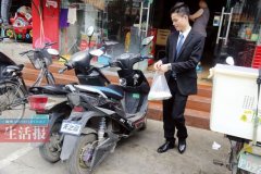 高清：入殓师抚平逝者家属悲伤 故事从一双手说起(组图)