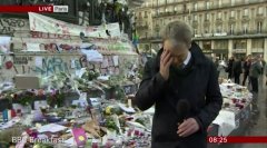 记者巴黎直播报道中因悲伤情绪失控