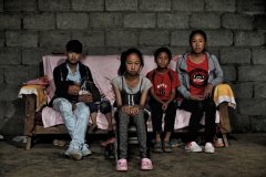 ＂最悲伤作文＂哥姐将重返校园