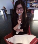 美图秀秀算什么！奶茶妹妹自拍新技能get√