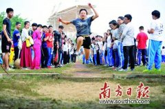 大玩古装“穿越”卖萌动漫“乱入”(组图)