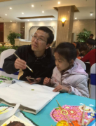 如“低碳 绿色 创意生活”环保袋DIY圆满落幕！