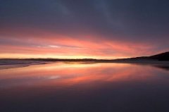 摄影师十年如一日拍摄唯美海湾日出受热捧