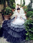 李宇春婚纱照大片变纯情少女图揭春春蜕变史