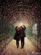 蔡琳和高梓淇比爱心 甜蜜发文:爱情ing(图)