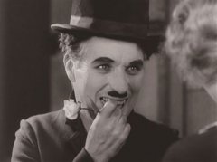 欢笑予人 悲伤独享(组图)