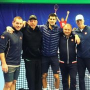 小德获赠瓦林卡小礼物 幸运花裤衩钥匙扣很可爱(图)