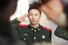 再见，战友!一组图看得人泪汪汪