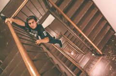 美大学生挑战极限 网友：光看照片就要吓晕了 (4/8)