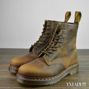 【图】女短靴马丁靴欧美风图片 教你马丁靴的搭配方法