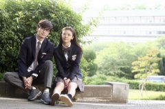 奔四河智苑重返17岁韩剧里的校服就是这么神奇！