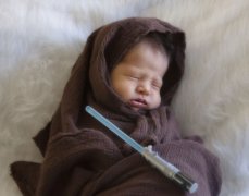 美不孕女子奇迹生子为宝宝拍星战写真