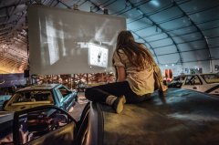 住户拍到不明物体 美摄影师抓拍人世间匪夷所思瞬间(组图)