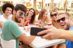 拒绝丑照！三大技巧拍出更可爱的照片