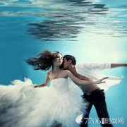 水下婚纱照怎么拍才美