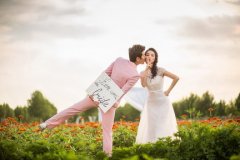 新人如何才能拍出喜庆婚纱照