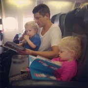 图片故事：模范同志家庭的可爱生活瞬间