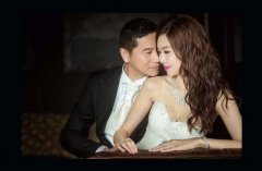 赵薇老公前女友婚纱照曝光 男方二婚