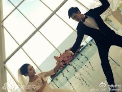 组图：安小主陶昕然晒唯美婚纱照 海边深情对望[1]