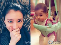 贾静雯小女儿玩婴儿弹跳椅好奇东张西望模样可爱