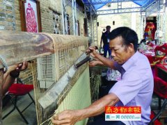 学剪纸 做风筝 吃粽子(组图)