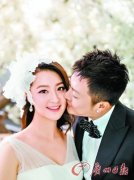 原标题：印小天婚纱照曝光